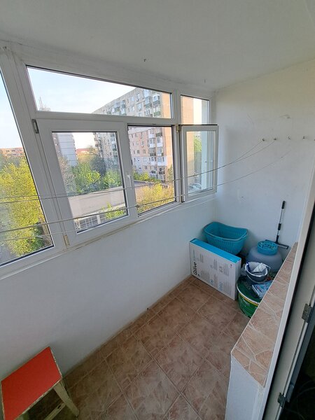 Trei cam. 5 min metrou Raul Doamnei, 65mp, curat- bloc mic, zona linistita